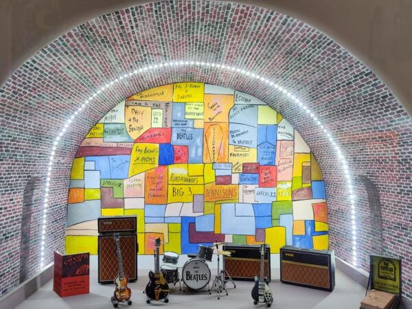 EGRI ROAD BEATLES MUSEUM - Interactive Features