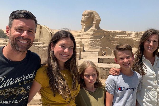 Egypt and Dubai Tours 7 Days With Guide and Sightseeing and Hotel Included - Meeting and Pickup Information
