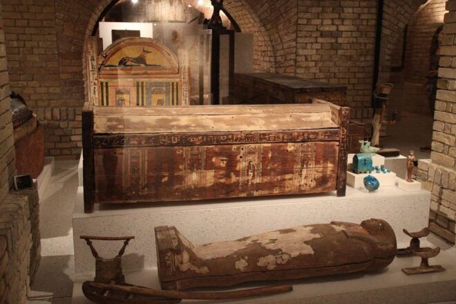 Egyptian Collection: Neues Museum Ticket (ENG) - Visitor Participation Information