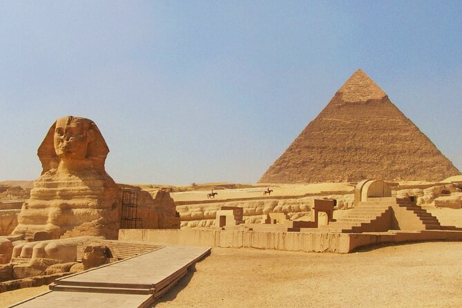 Egyptian Museum and Pyramids of Giza and Sphinx Sightseeing Tour - Tour Guide Information