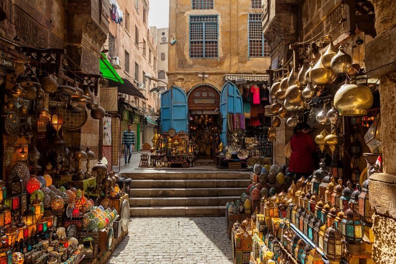 Egyptian Museum, Giza Pyramids & Bazaar Day Tour from Cairo with Lun - Is this the right Cairo day tour for you?