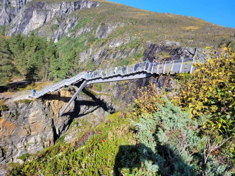 Eidfjord: Vøringsfossen Waterfalls Round-Trip Shuttle - The Itinerary in Detail