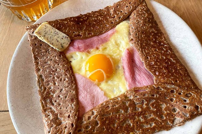 Eiffel Tower and Crepe Tasting Tour With Hotel Pick up - Convenient Hotel Pick-up Service