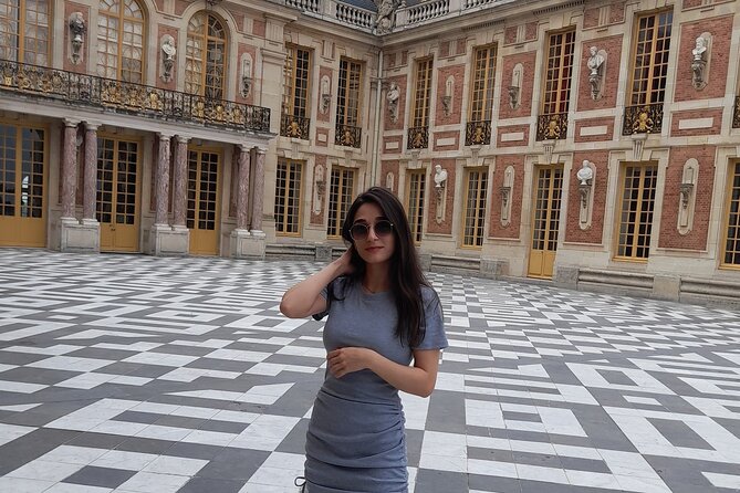 Eiffel Tower and Versailles Palace Tour With Private Transfers - Versailles Palace Audio Guide