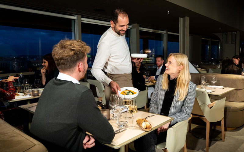 Eiffel Tower Dinner, Seine Cruise, and Moulin Rouge Show Experience - The return coach is a useful part of the deal