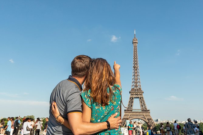 Eiffel Tower Entry With Seine River Dinner Cruise & Moulin Rouge - Safety and Time Constraints