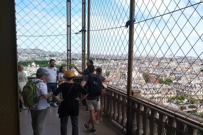 Eiffel Tower Guided Climbing Tour - Participant Criteria