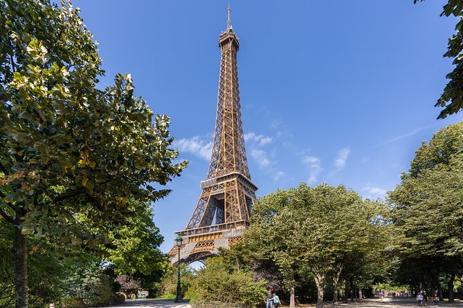 Eiffel Tower Guided Tour by Elevator in English - Pricing and Booking