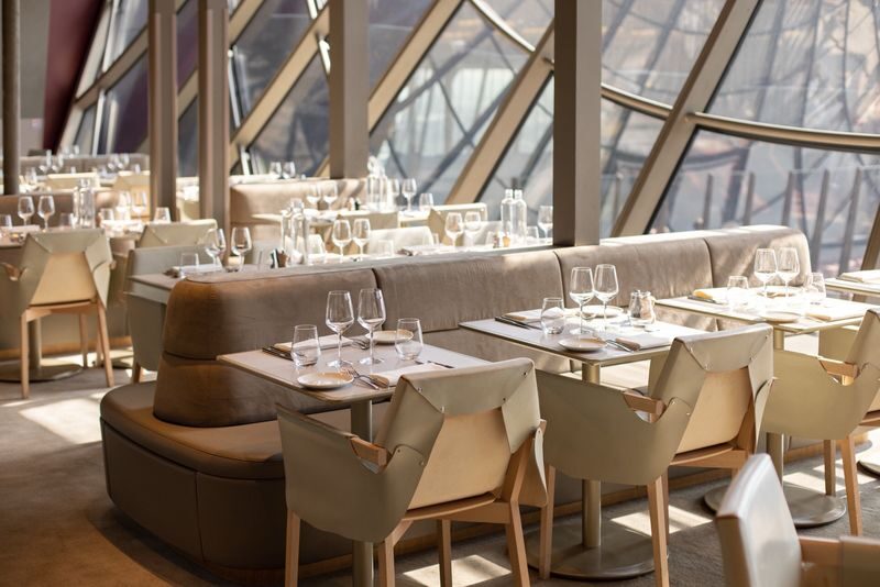 Eiffel Tower Madame Brasserie Lunch Experience with Priority Access - A first-floor lunch with a famous address
