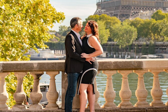 Eiffel Tower Photographer, Professional Photo Shoot - Paris - Directions