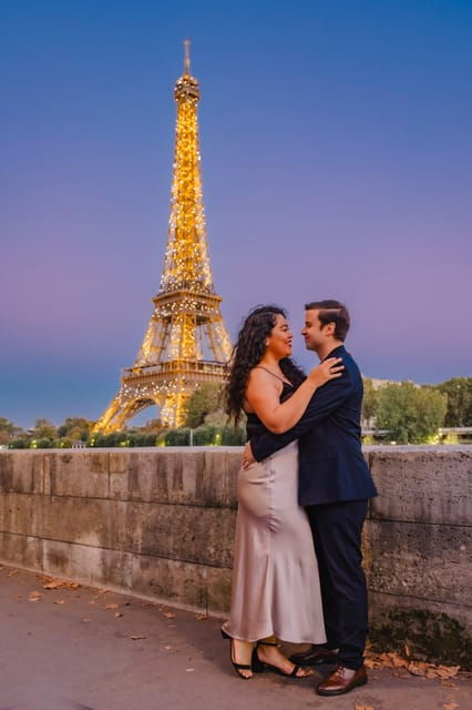 Eiffel Tower Photos: Capture Iconic Memories in Paris - What to Expect During Your Session