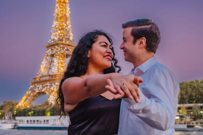 Eiffel Tower Photos: Capture Iconic Memories in Paris - Booking and Cancellation Policies