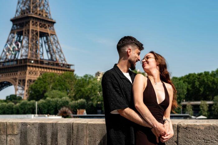 Eiffel Tower Photos: Capture Iconic Memories in Paris - Making the Most of Your Photoshoot Experience