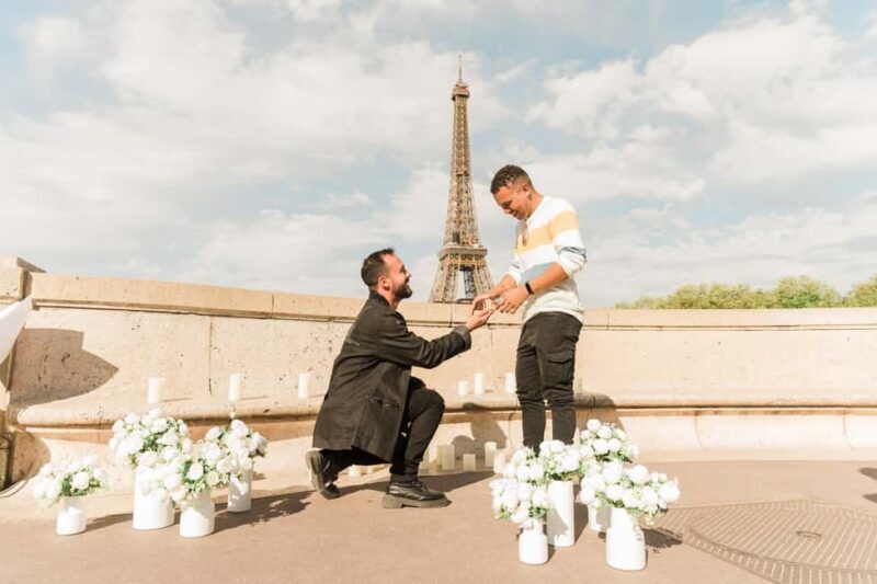 Eiffel Tower Proposal lgbtqia+ / 1h Photographer - An In-Depth Look at the Experience