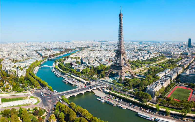 Eiffel Tower Summit Access Visit with Host - Cancellation rules worth knowing