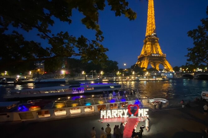 Eiffel Tower Summit (All Floors) Guided Tour by Elevator Tickets. - Meeting and Pickup