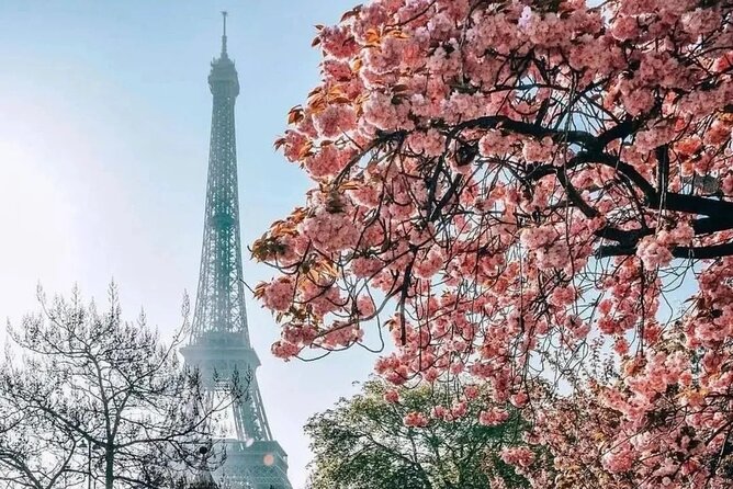 Eiffel Tower Summit Priority Access Guided Experience - The Sum Up