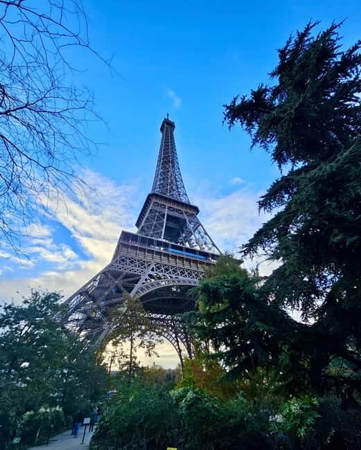 Eiffel Tower Ticket: Summit or 2nd Floor + Audioguide - The Itinerary in Detail