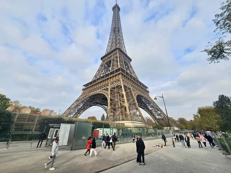 Eiffel Tower Ticket: Summit or 2nd Floor + Audioguide - Practical Tips for Your Visit