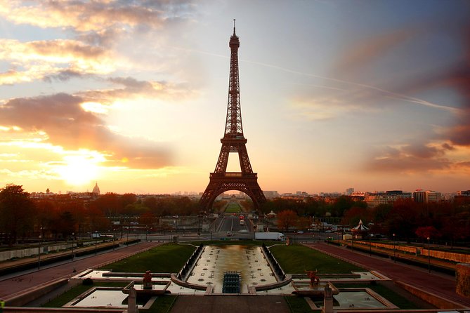 Eiffel Tower Tour With Optional Summit and Seine Champagne Cruise - Tour Details and Logistics