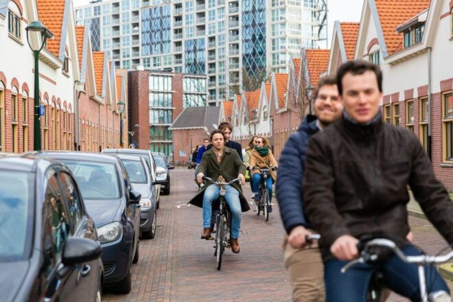 Eindhoven: Private Guide for a Bike Tour - Select Participants and Date