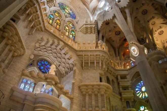 Eixample and Gaudis Sagrada Familia Small Group Tour - Additional Information