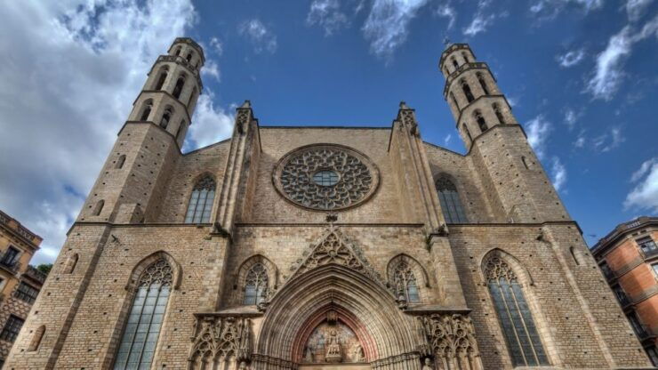 El Born: Santa María Del Mar Basilica Tour & Terrace Experience - Highlights and Experience
