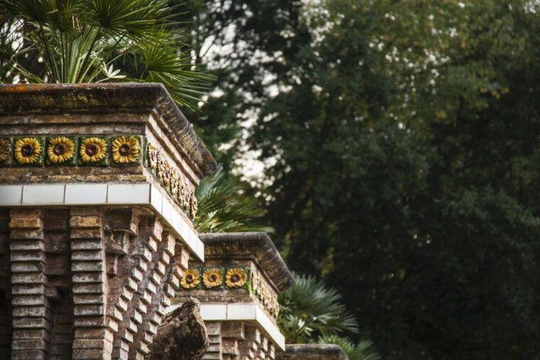 El Capricho Entrance Ticket - Important Visitor Information