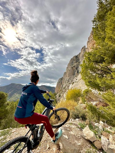 El Chorro: Caminito + Guided Tour With Electric Bike 2h - Activity Details