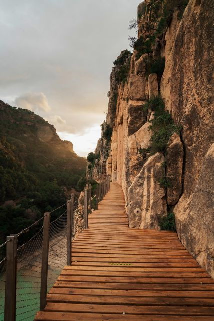 El Chorro: Caminito + Guided Tour With Electric Bike 2h - Cancellation Policy