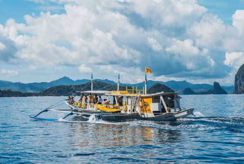 El Nido: Island Hopping Adventure by Haqqy Life - Lunch Break: Secret Spot