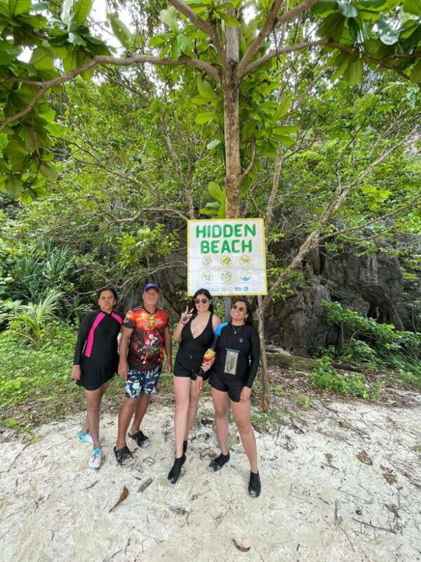 El Nido: Island Hopping and Snorkeling Private Boat Tour - Good To Know