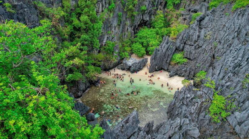 El Nido: Island Hopping and Snorkeling Private Boat Tour - Who Would Love This Tour?