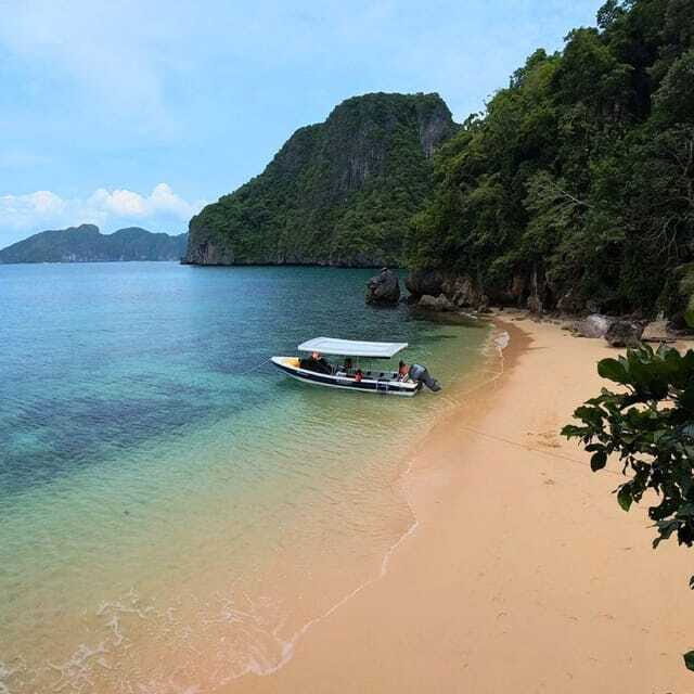 El Nido: Island Hopping Tour B Snake Island with transfer - Practical Tips for Your Tour