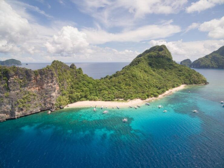 El Nido Island Hopping Tour C: Hidden Beaches & Shrine - Tour Experience