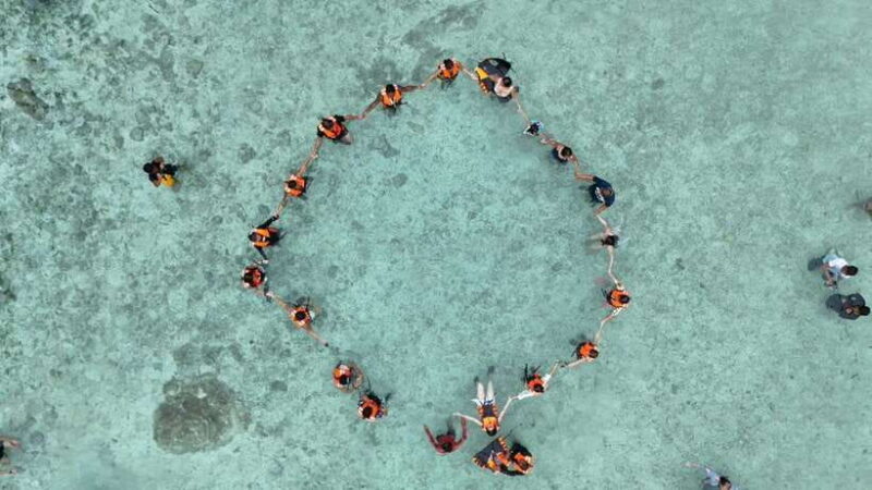 El Nido: Private Cadlao Lagoon and Beaches Tour - The Experience: What to Expect on the Tour