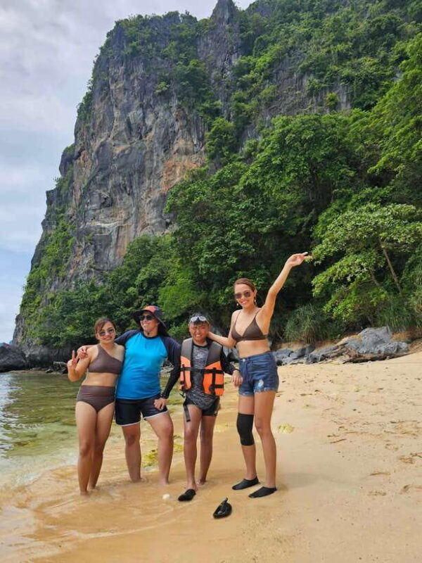 El Nido: Private/Exclusive Island Hopping Tour D BEST PRICE - Good To Know