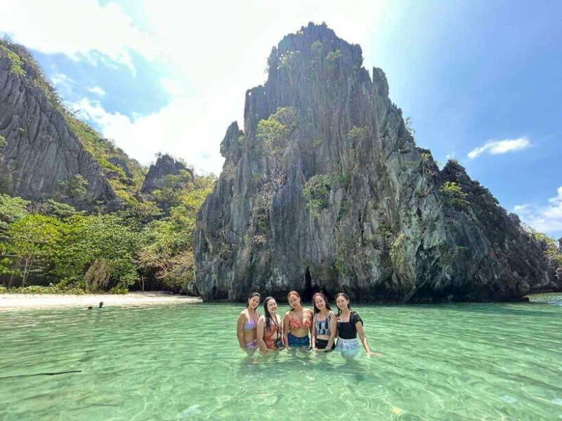 EL NIDO: Private Island Hopping Tour C w/BUFFET LUNCH - The Practicality and Value of This Tour