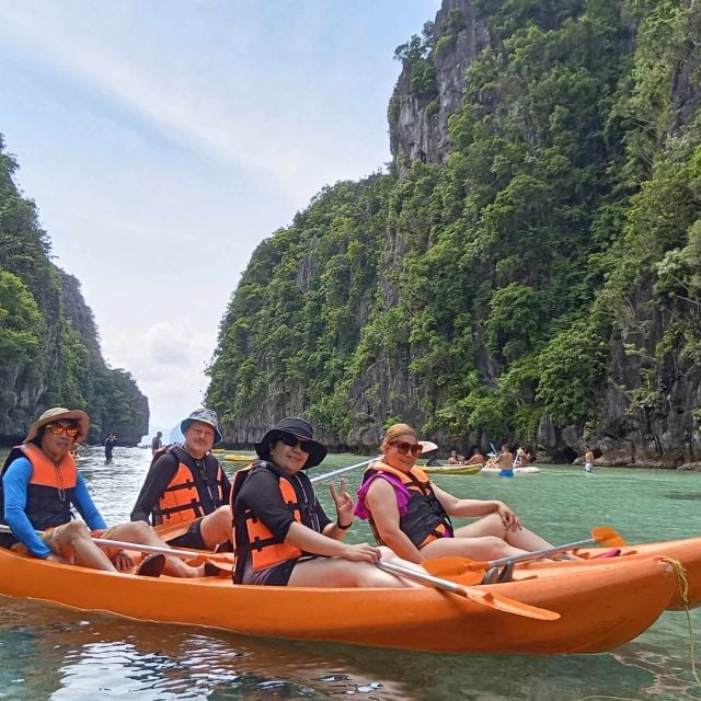 El Nido Tour A: Full-Day Tour With Lunch and Pickup - Tour Experience and Highlights