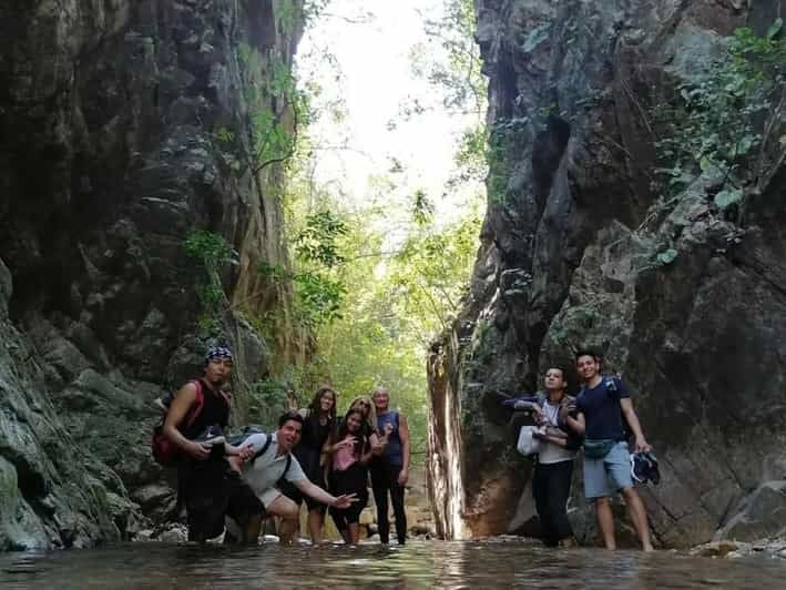 El Nogalito, Puerto Vallarta, VIP TOUR PERRON CREW - Itinerary and Experience