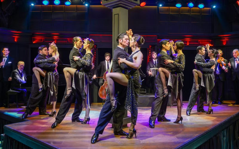 El Querandi Tango Show at Buenos Aires - El Querandi’s tango, up close