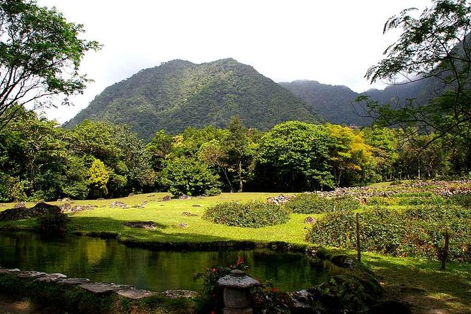 El Valle De Anton Tour From Panama City - Meeting and Pickup