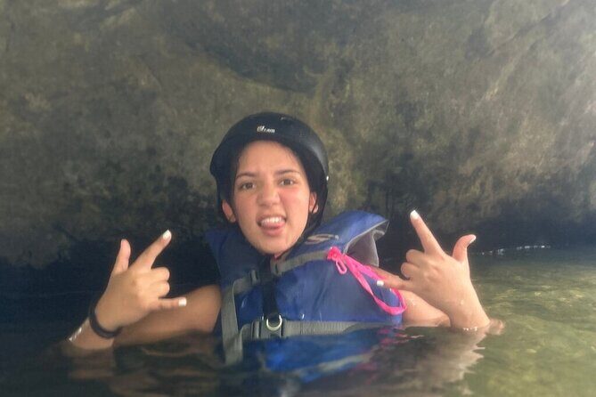 El Yunque Rainforest Tour Half Day Earlybird/ Small Groups - Hidden Lagoon and Cave Exploration