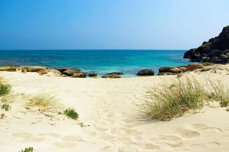 Elafonisi Bay - PINK COLOR SAND BEACH - FAQ About the Elafonisi Beach Tour