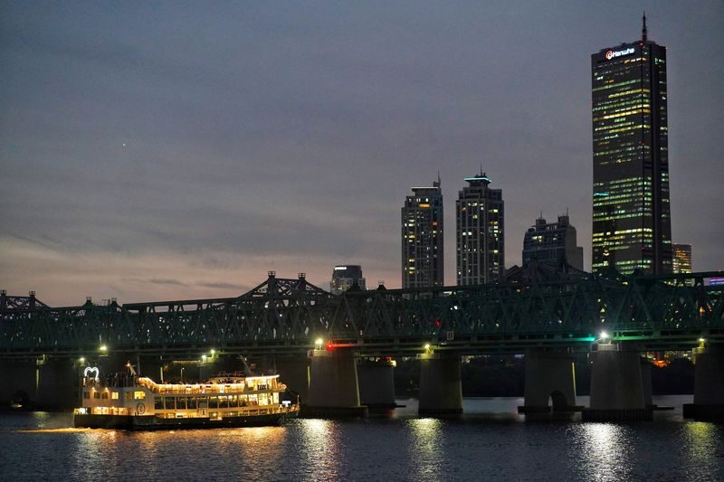 Eland Han River Cruise and Ashley Marine Buffet - Should you book it?