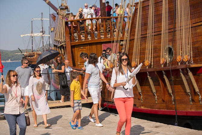 Elaphite Islands Cruise From Dubrovnik by Karaka - What To Bring