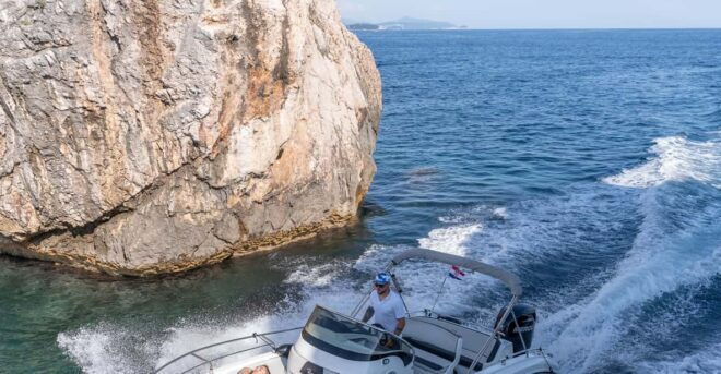 Elaphiti Islands: Half-Day Boat Tour - Visit Hidden Caves - Attractions and Activities