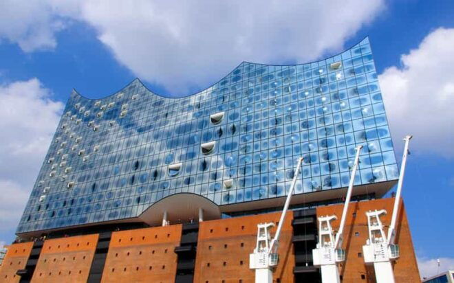 Elbphilharmonie Tour Including Plaza & Surroundings - Booking Details