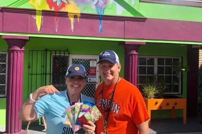 Electric Bus tour of Nassau with sampling of local food & drinks - FAQ