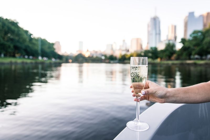 Electric Picnic Boat Rental in Melbourne - Making the picnic part of the outing